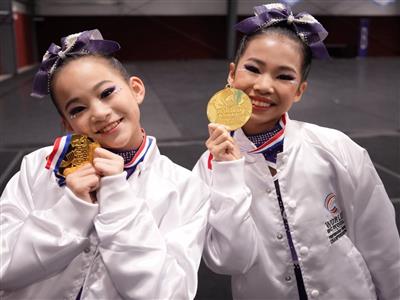 榮耀彰化 世界喝采  員林國小游捷米、張璦薇勇奪 2026世界中小學啦啦隊錦標賽雙人彩球冠軍