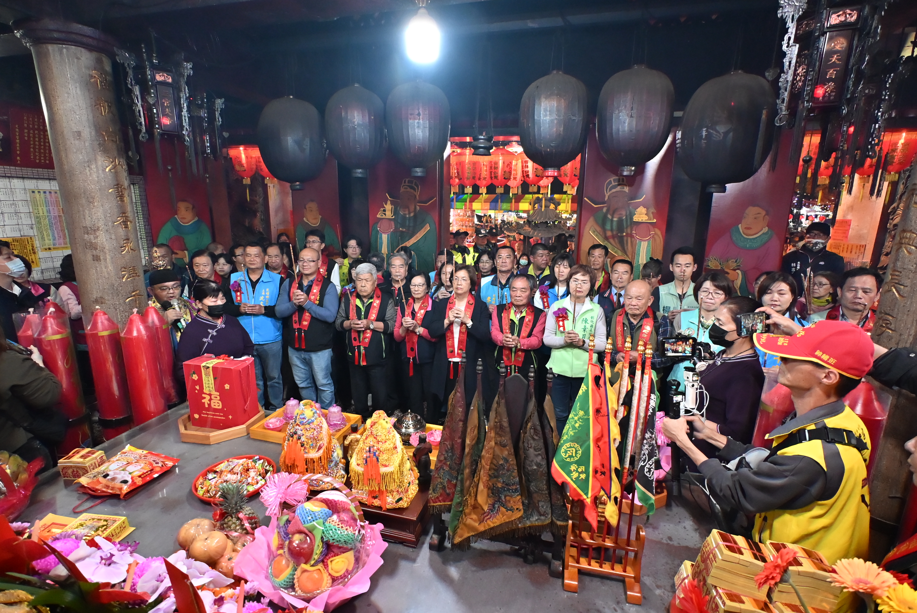 圖白沙坑迎燈排元宵點燈祈福　198年民俗盛會照亮花壇夜空