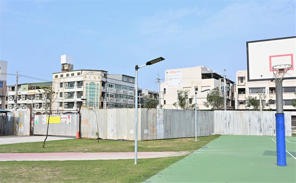 縮圖：14活動中心現況