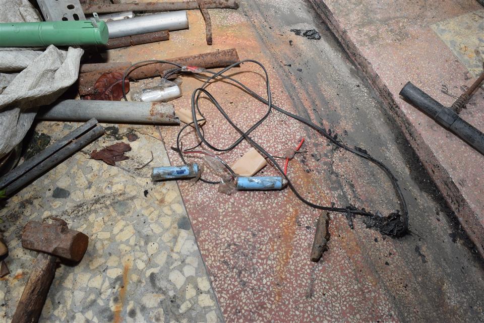 縮圖：私自改裝手工具鋰電池造成火災_02