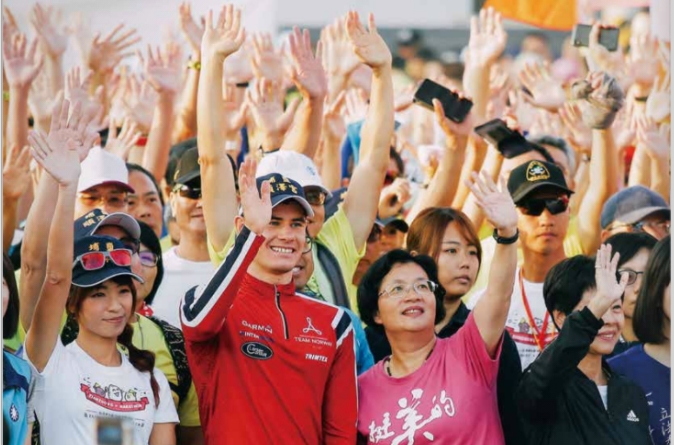 【三鐵世界冠軍 感恩之旅】 伊登 遊彰化